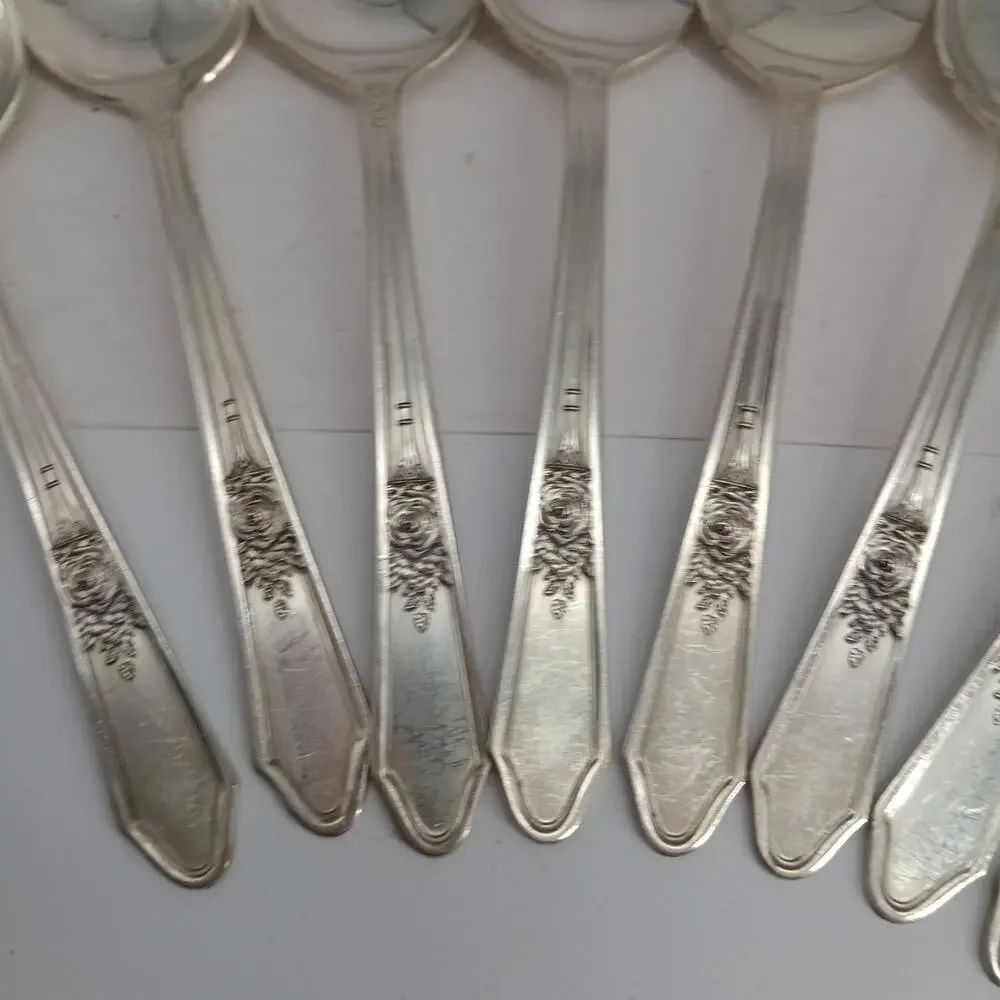 8X Tbsp Vtg Manor Plate Triple Rose Rosedale Table Spoons Silverplate